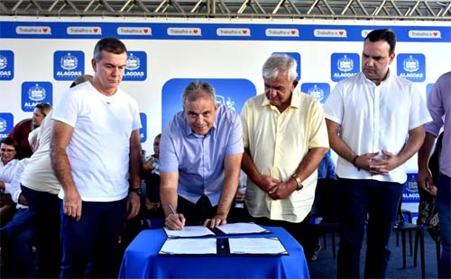 Assinada ordem de serviço para obras de pavimentação asfáltica em Poço das Trincheiras