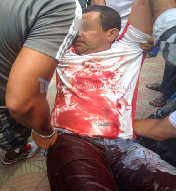 Assalto ousado e simultâneo a duas lojas de celulares pára centro de União dos Palmares; militar é baleado