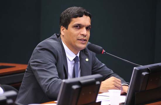 Cabo Daciolo é oficializado candidato à Presidência pelo Patriota