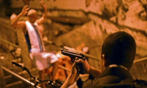 Para cada quatro mortos pela polícia no Brasil, um policial é assassinado