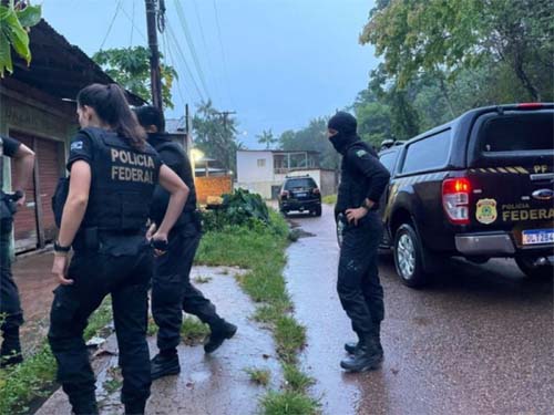 Polícia Federal combate desvio de produtos dos Correios