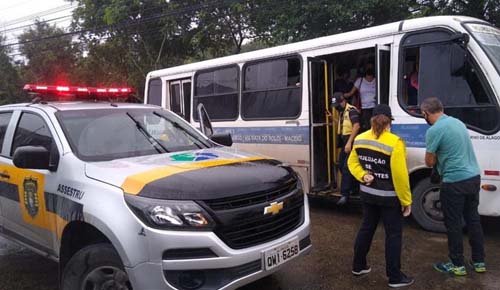 SMTT apreende 28 veículos por transporte irregular em Maceió