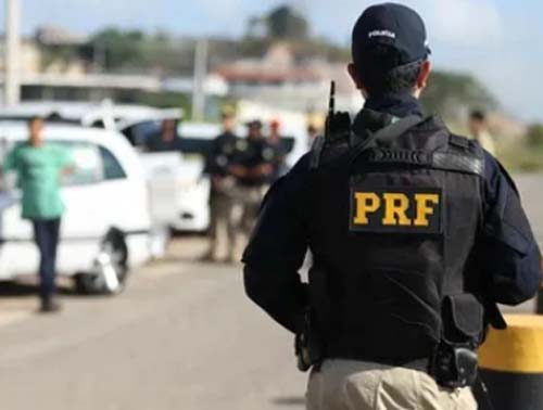 Primeiro final de semana do ano resulta em sete pessoas detidas pela PRF