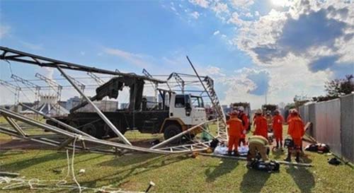 Acidente na montagem do desfile de 7 de Setembro deixa um morto e três feridos em Brasília