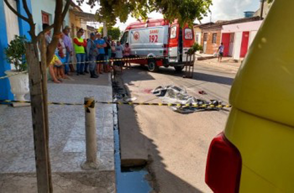 Garoto morre atropelado por caminhão no bairro Primavera, em Arapiraca