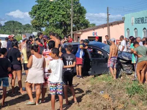 Colisão entre veículos deixa condutores feridos na AL-410