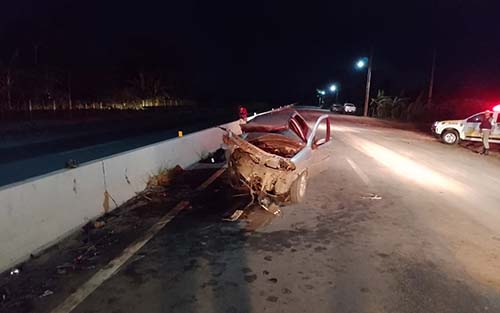 Acidente envolvendo vários veículos deixa uma pessoa morta em Campo Alegre