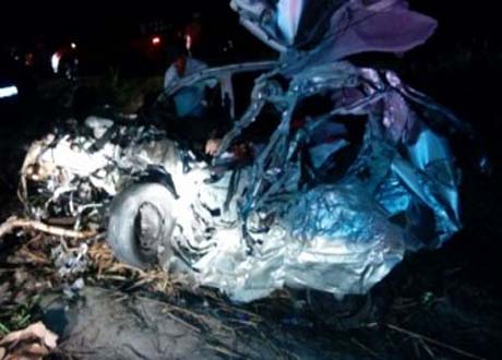 Caminhão bate em veículo e funcionário da distribuidora Asa Branca morre, na AL 220
