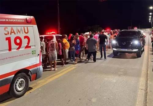 Tio e sobrinha morrem arremessados de moto em grave acidente na AL 416