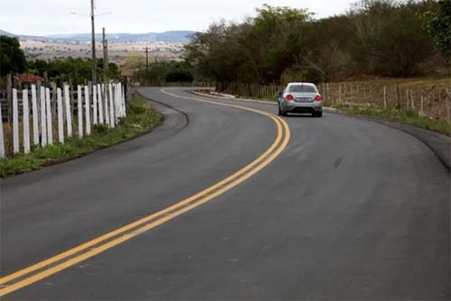 Motociclista morre após sobrar em curva e cair em ribanceira na AL-115