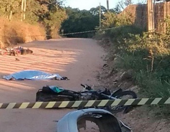 Colisão entre motos e carro de passeio deixa um morto em Igaci