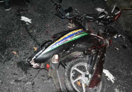Homem morre após colidir com carreta na BR-424 em Marechal Deodoro 