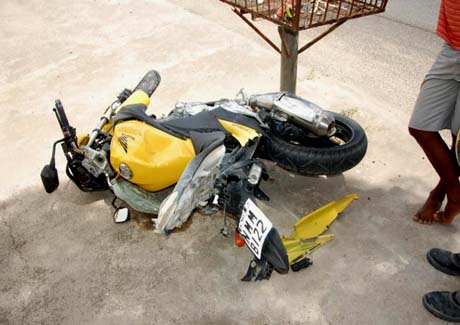 Grave acidente na AL-215 em Marechal Deodoro deixa motociclista ferido 