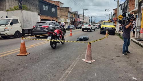 Mulher morre atropelada por moto no Jacintinho, em Maceió