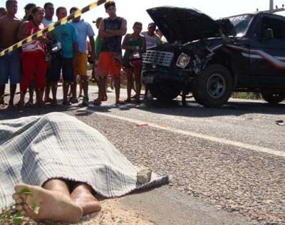 Colisão entre carro e moto deixa um morto em Branca de Atalaia 
