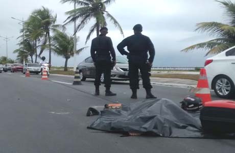 Motociclista morre atropelado na Av. Assis Chateaubriand, em Maceió