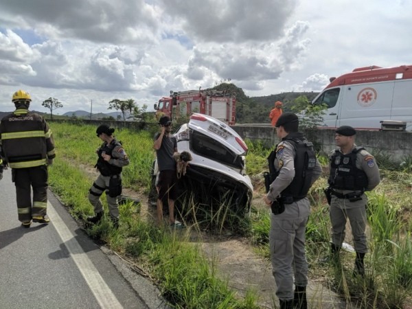 Quatro pessoas ficam feridas após capotamento no município de Novo Lino