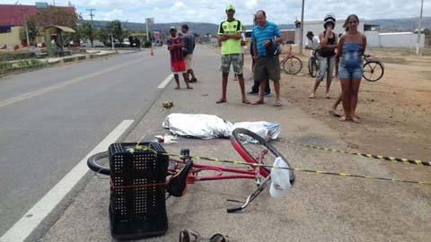 Ciclista morre atropelado por caminhonete na BR-316 em Palmeira