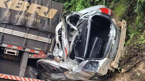 Bebê salvo em acidente de carro no Paraná sobreviveu a cirurgia de separação de gêmeos siameses