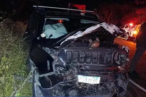 Acidente fatal na AL-220 resulta na perda de duas vidas e deixa um policial ferido no Sertão de Alagoas