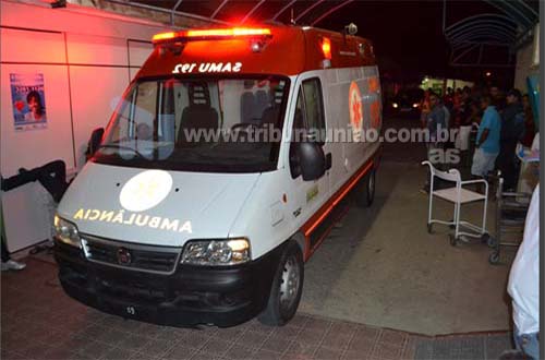 Três acidentes (dois de moto e um de carro) promoveram um plantão médico agitado no Hospital Regional de União