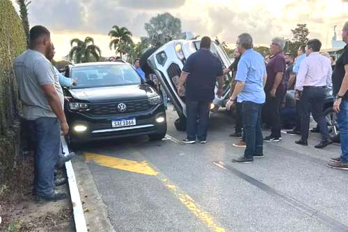 Duas idosas se envolvem em acidente dentro de cemitério em Maceió