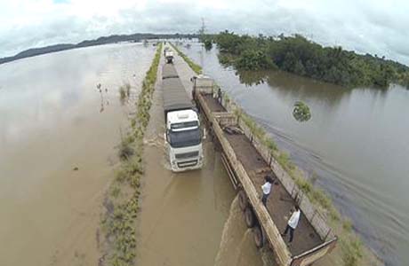 Isolado por via terrestre, Acre tem estoque de alimentos para 20 dias