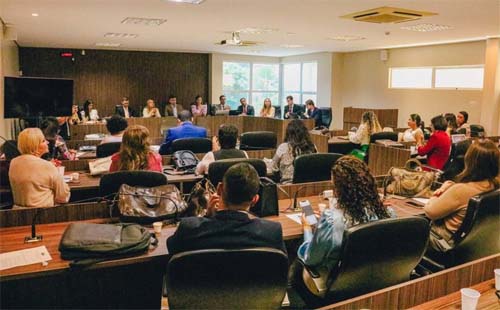 OAB Alagoas lança cartilha de saúde mental voltada para advogados e advogadas