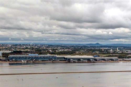 Aeroporto Salgado Filho, em Porto Alegre, reabre e permite saída de aeronaves