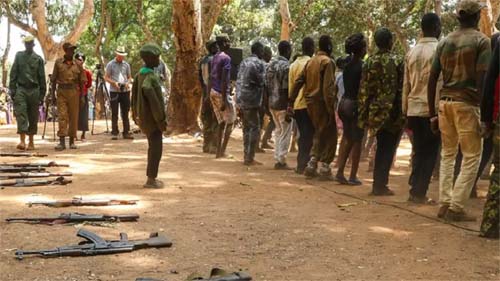 África está mais insegura e menos democrática que na década passada, diz relatório