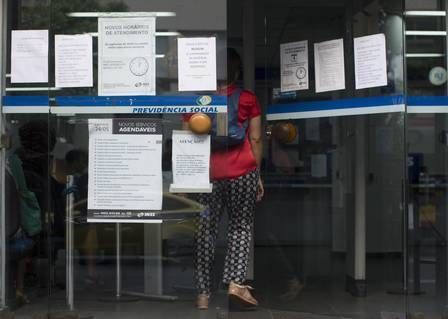 Reforma da Previdência: regras de transição para segurados do INSS mudam em 2021