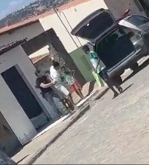 Homem é preso após tentar estrangular idosa durante roubo em Palmeira dos Índios; vídeo