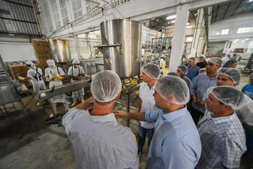 Governador abre ações no Agreste com inauguração de indústria de alimentos