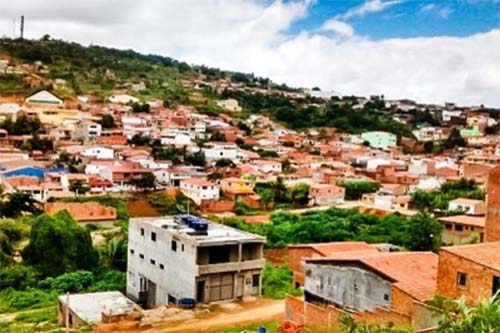 Homem de 47 anos é encontrado morto dentro de casa em Água Branca 