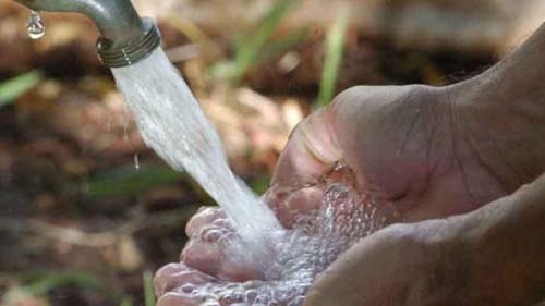 Beneficiários da tarifa social não poderão ter fornecimento de água suspenso durante pandemia