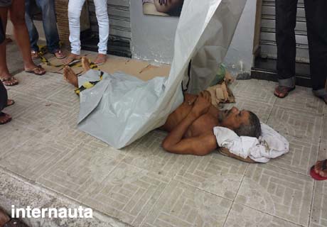 Morador de rua é encontrado morto na Praça Basiliano Sarmento no centro de União dos Palmares