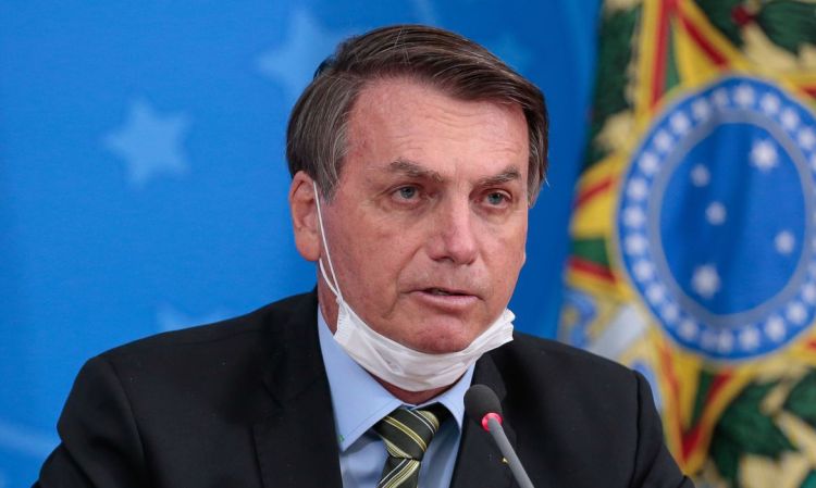 Jair Bolsonaro vem a Maceió inaugurar conjunto e conhecer o sistema de vacinação
