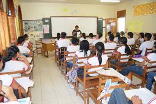 Servidores da Educação receberão dentro do mês trabalhado