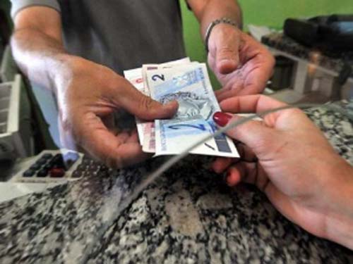 Alagoanos pagam mais de R$ 13 bilhões em impostos em 2019, aponta associação