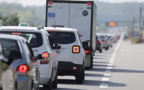 Feliz Ano Novo! Veja os carros que não pagam IPVA em 2023