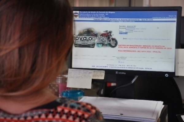 1ª parcela do IPVA para veículos com finais de placas 1 e 2 deve ser paga até hoje