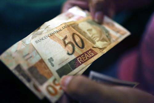 Alagoas garante pagamento antecipado aos servidores na próxima quinta (23)