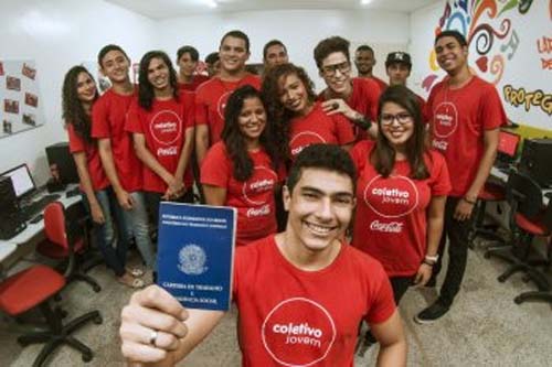 Coletivo Jovem inicia novo ciclo e busca preparar 4 mil jovens ao primeiro emprego em Alagoas