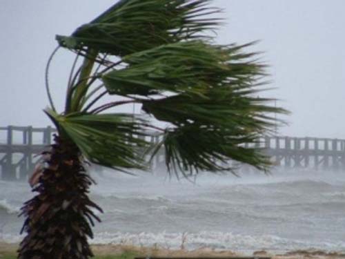 Marinha alerta para mar agitado e ventos fortes no fim de semana em Alagoas