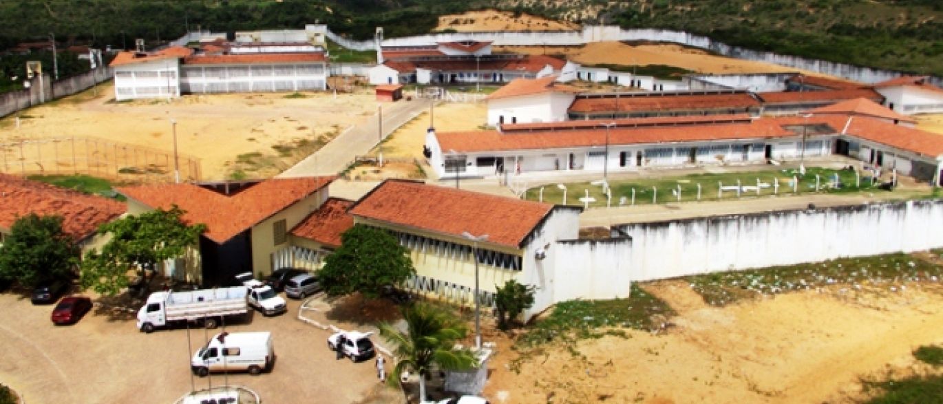 Itep monta 'operação de guerra' para reconhecer corpos de presos no RN