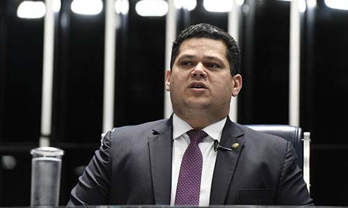 CCJ de Alcolumbre tem pior produtividade desde 2016