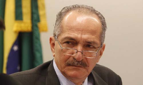 Mourão elogia ex-ministro de Lula e Dilma