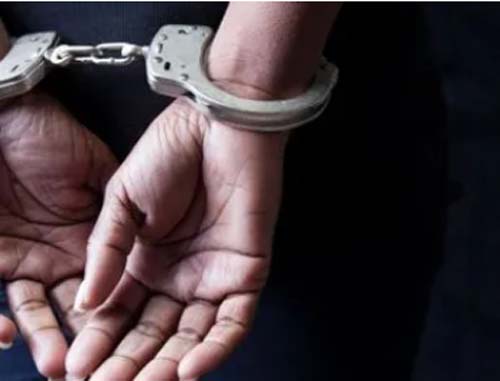 Suspeita de envolvimento em homicídio de mulher é presa em Maceió