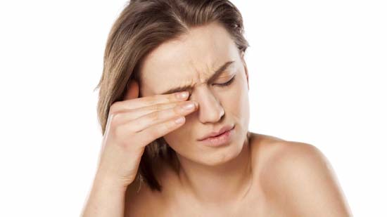 6 passos para se proteger das alergias oculares de inverno