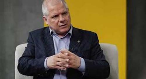 Operação da PF prende ex-presidente do INSS e imposição de tornozeleiras a ex-ministro da Previdência